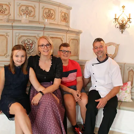 Hotel-restaurant Hirsch Hotel Berghaupten