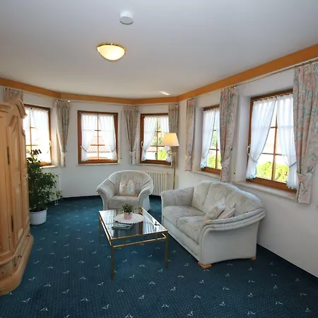 Hotel-restaurant Hirsch Hotel Berghaupten