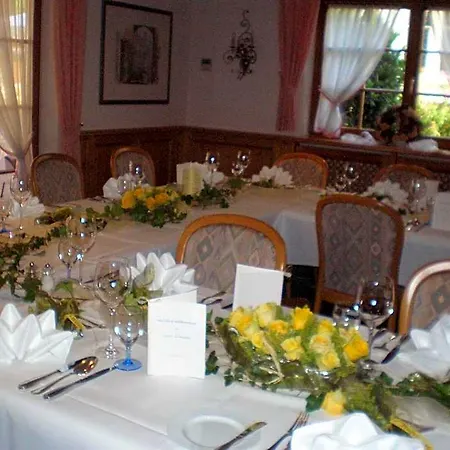 Hotel-restaurant Hirsch Hotel Berghaupten
