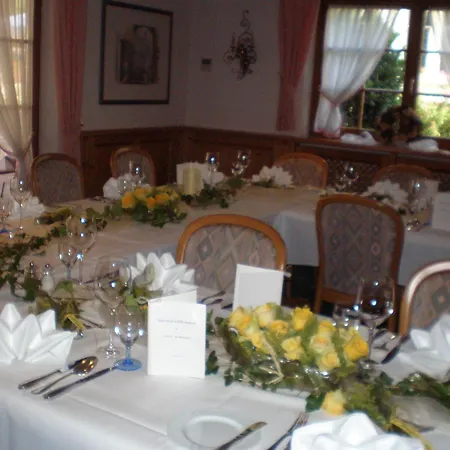 Hotel-restaurant Hirsch Hotel Berghaupten