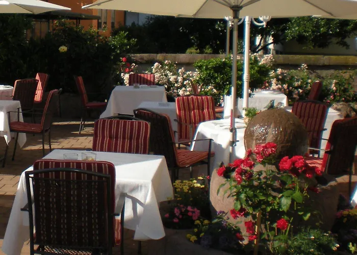 فندق-مطعم هيرش بيرغهوبتْنْ