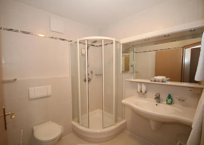 فندق-مطعم هيرش فندق