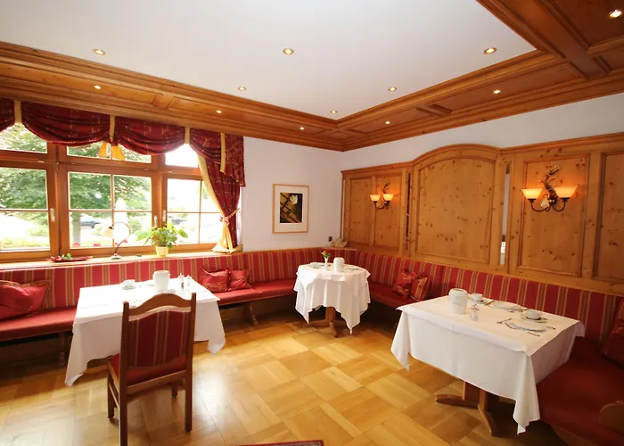 Hotel-Restaurant Hirsch Hotel 3*